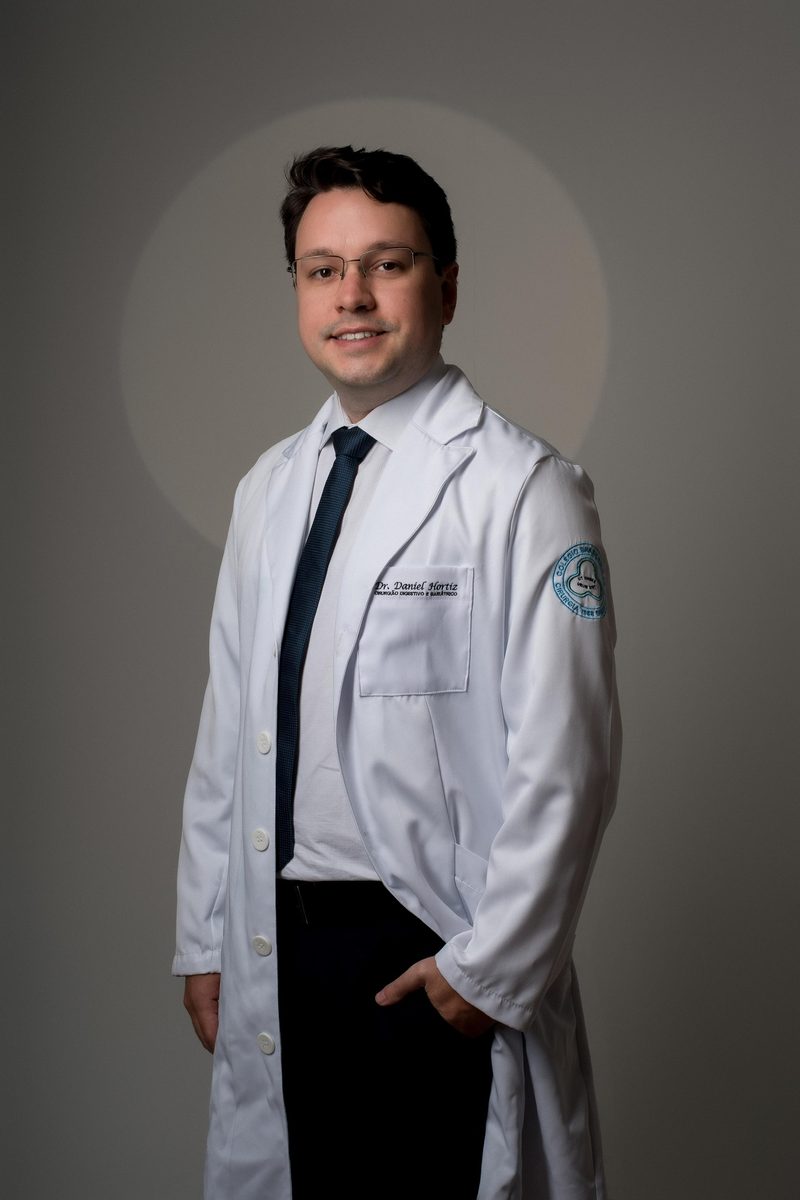 Dr. Daniel Hortiz — Cirurgião Digestivo com Título de Especialista CBCD